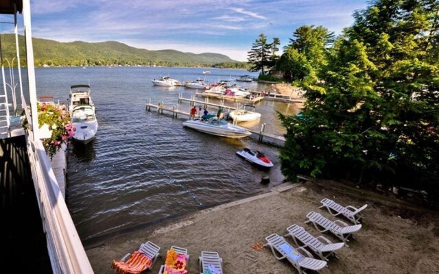 Lake Crest Inn