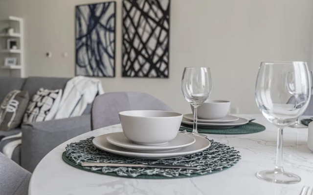 HiGuests - Amna Tower