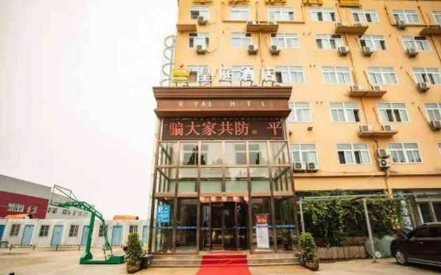 Royal Hotel