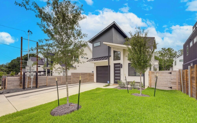 Modern Austin Retreat w/ Heated Cowboy Pool!