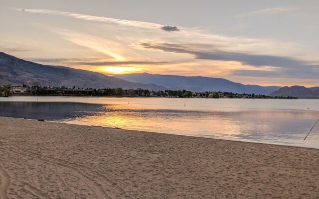 Desert Surfside Waterfront Accommodations