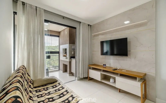 2BR apt w/ BBQ 750m From Beach Rvn2003