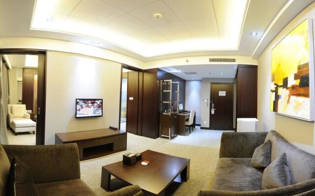 Xinjia International Grand Hotel