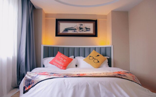 Chengdu Huanbian Art Hotel