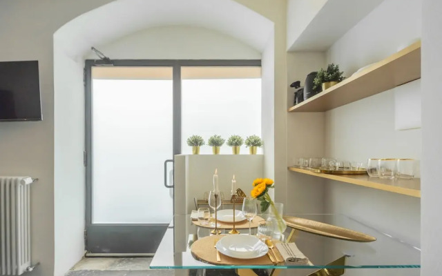 Como Dreams Apartments - Gold Suite