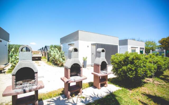 IzzHome Carratois Apartment