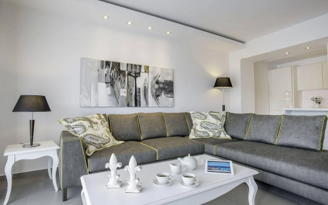 Avaton Luxury Beach Resort - Relais & Chateaux