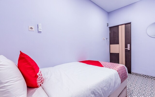 Kaya House A Co-living @Pluit by OYO Rooms