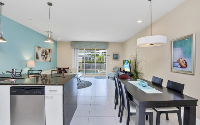 1445RETREAT , Clermont , US