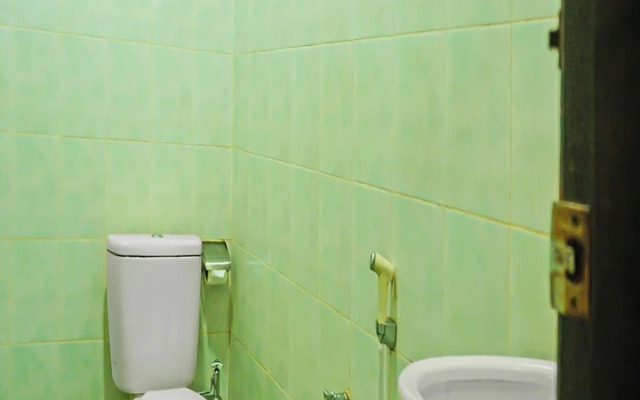 Collection O 92690 Hotel Limas