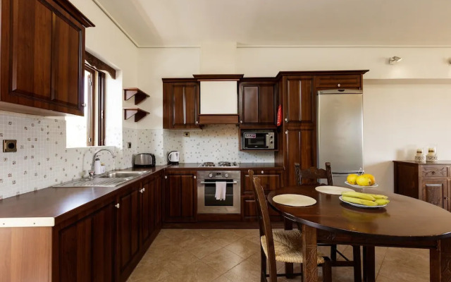 Kahlua Bay Apartments