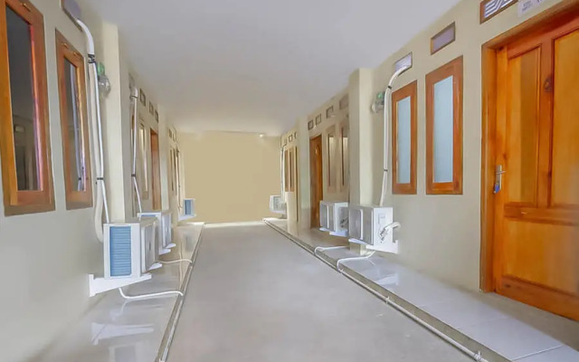 RedDoorz near Alun Alun Majalengka