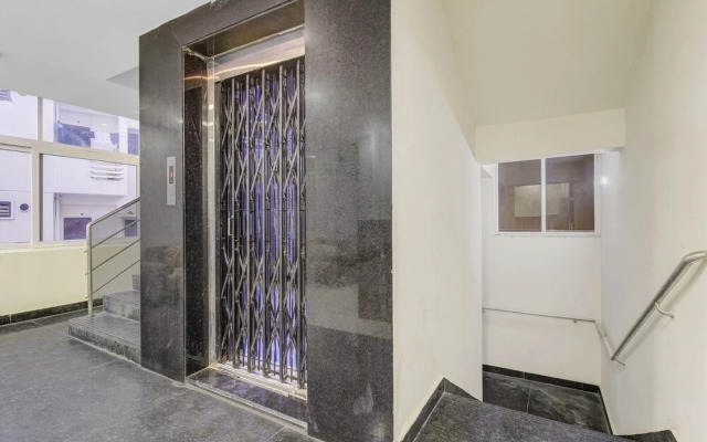 OYO 22425 Hotel Honey Cruise