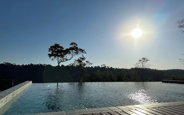 Costa del Sol Iguazú Suites for couples