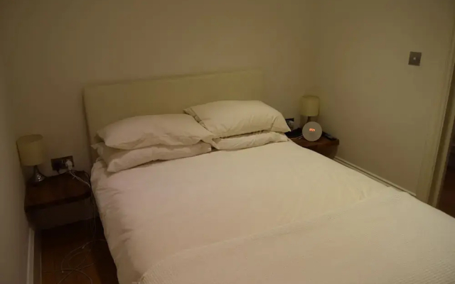 Well Located 1 Bedroom Flat In Sloane Square