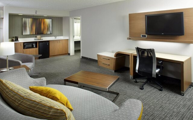 Courtyard by Marriott Detroit Brighton