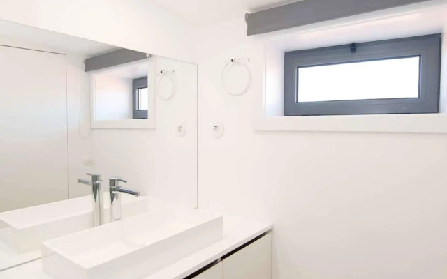 Cathedral Design Apartments