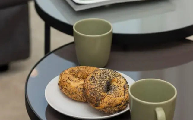 3-bedroom Apartment in Warsaw by Renters