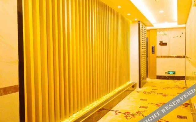 Seven Orange Hotel (Shenzhen North Station Minzhi)