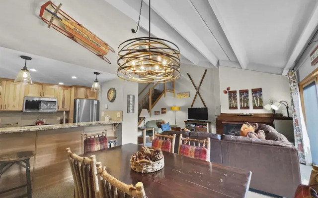 Peregrine Lodge-Remodeled Kitchen-Steps to Super Bee Lift - PG309 by RedAwning