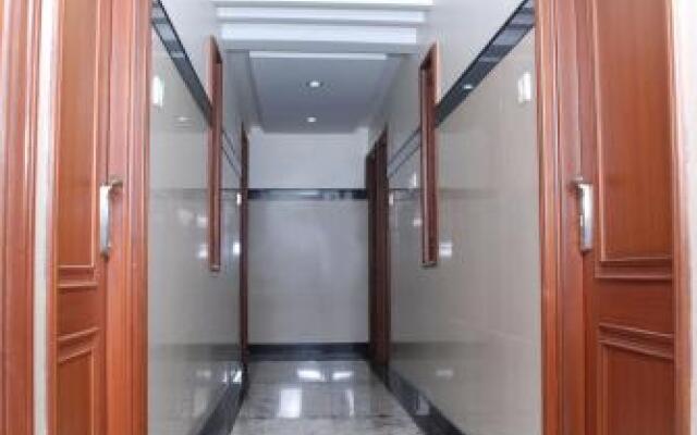 SNT Comforts Hotel