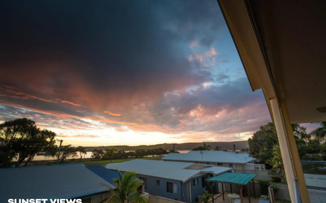Sunsets on Murchison Top Only - Kalbarri WA