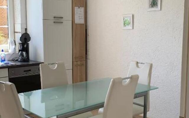 Ferienwohnung 2 Mit Garten