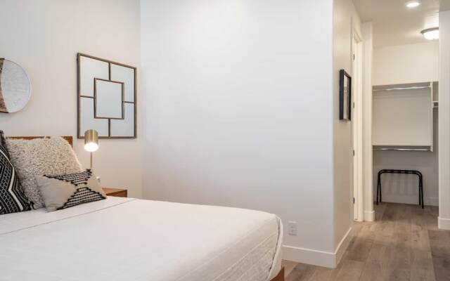 Desert Azul by RedAwning