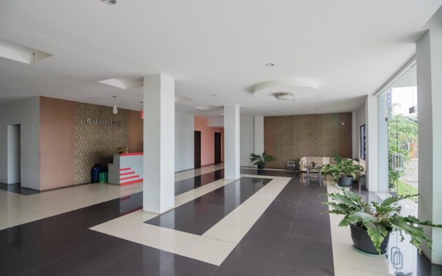 Hotel Sunrise By RedDoorz