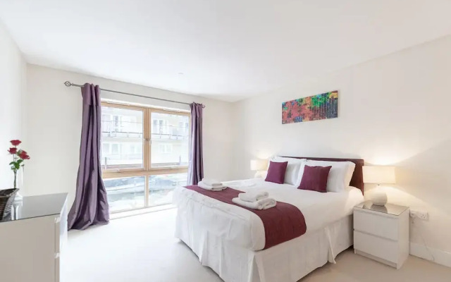 Marina Place by Roomspace Apartments