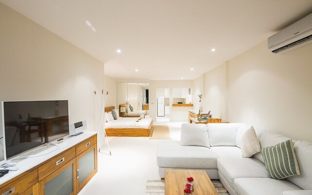 B1 Aqua Organic Suites