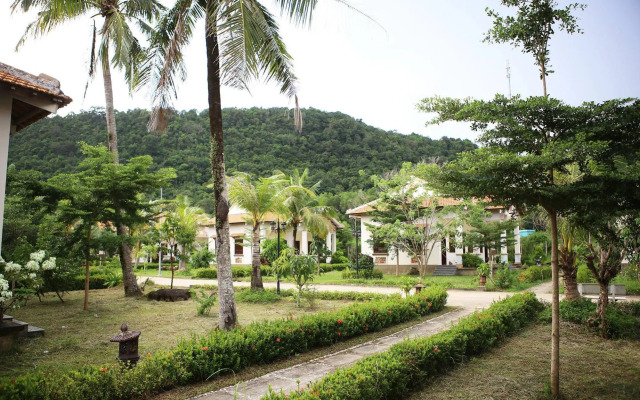 Phu Son Village Resort