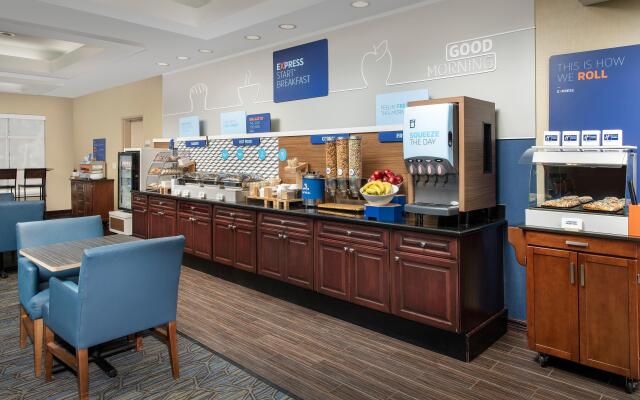 Holiday Inn Express Hotel & Suites Uvalde by IHG
