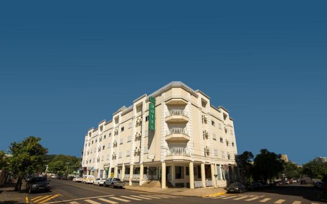 Francisco Beltrão Palace Hotel