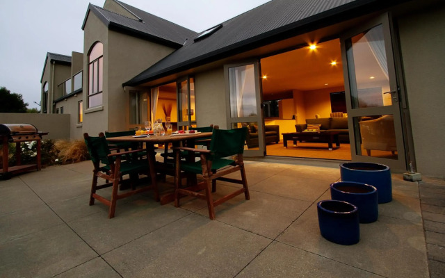 Vintners Retreat