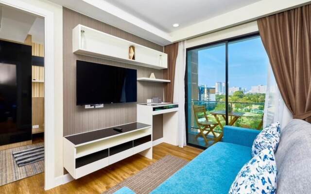 Jomtien Dusit Park Family Holiday Apartment
