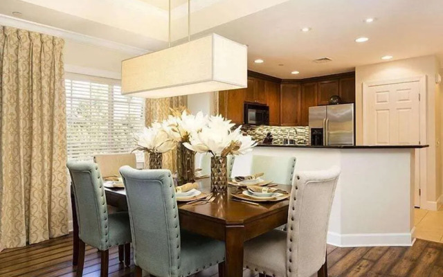 Condo Centre Courts Finest 3 Bedroom Reunion