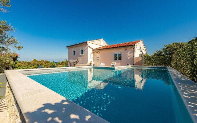 Nice Home in Vir With Wifi and 4 Bedrooms