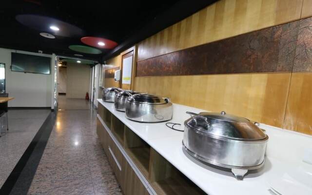 Yidianyuan Hotel