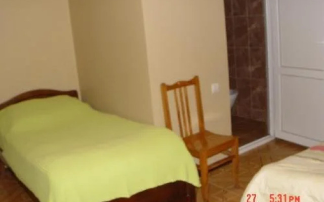Liliana Guest House