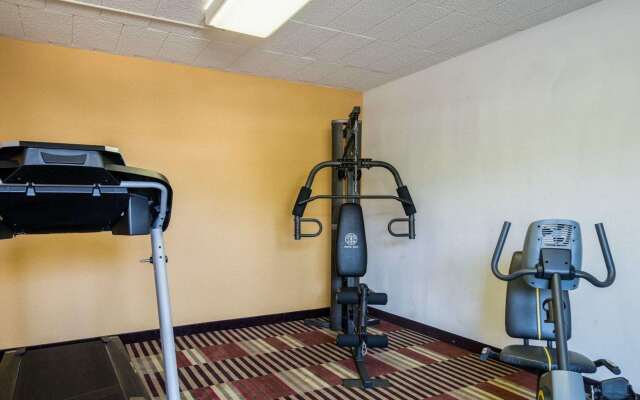 Rodeway Inn University