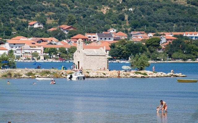 Stunning Home in Posedarje With 4 Bedrooms, Wifi and Outdoor Swimming Pool