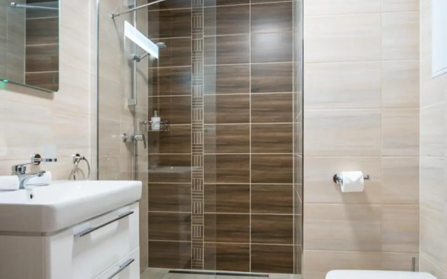 Tatra Suites Luxury Studio A302