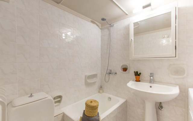 Nautilus Charm Apartment