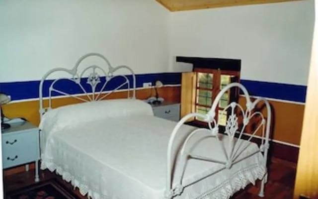 Casa Os Carballás