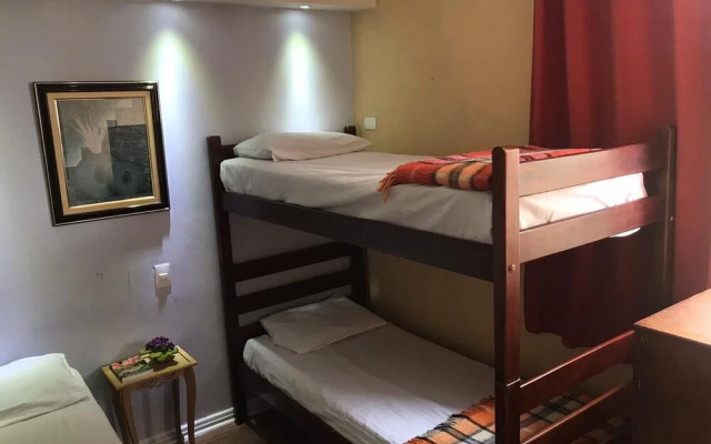 Hostel Praça da Árvore