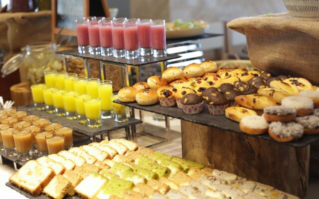 HAIAN Beach Hotel & Spa