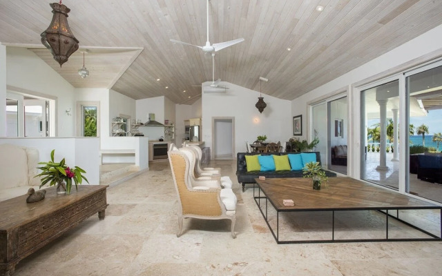 La Bougainvillea Estate 12 Bedroom Duplex