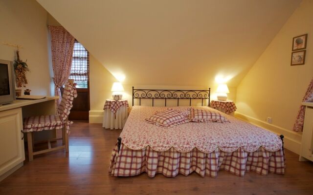 Villa Rosa Restaurant & Pension