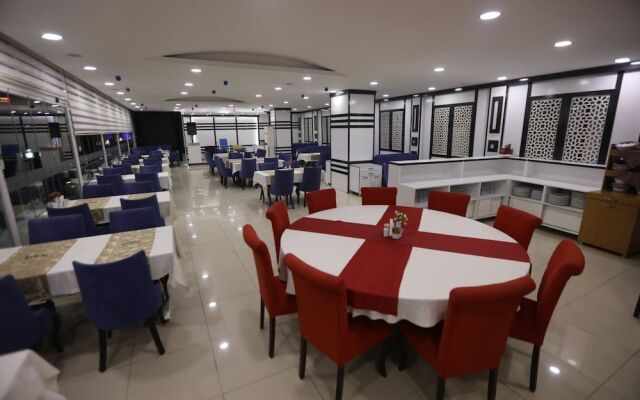 Gun Otel